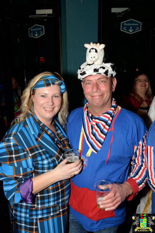 ../Images/Carnavals maandagavond in VdG 156.jpg